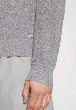 Hugo Slurex - Trui - Silver -Selected Homme Shop 0953c2d582c44d288a3c193e87c45394 scaled