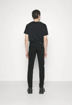 Emporio Armani Pockets Pant - Slim Fit Jeans - Black 8 Emporio Armani Pockets Pant - Slim Fit Jeans - Black -Selected Homme Shop 1157fe769e4148a1ac11d397c74a9103 scaled