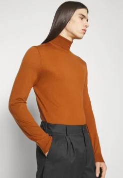 Tiger Of Sweden Nevile - Trui - Argan Oil -Selected Homme Shop 13eec6cec0974c0c885a62d6036c6775 scaled