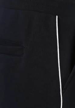 Gant Trainingsbroek - Marine 5 Gant Trainingsbroek - Marine -Selected Homme Shop 1921349cc3f845889603604648c798c5 scaled