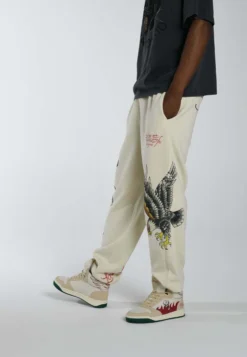 Ed Hardy Golden Eagle- Trainingsbroek - Bone White -Selected Homme Shop 25a91bad4ea94471b66e4f9f5f5fb7ec scaled