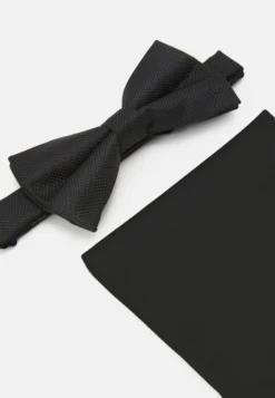 Pier One Set- Overige Accessoires - Black 10 Pier One Set- Overige Accessoires - Black -Selected Homme Shop 2cca1eb0efd04088b69965831c1a5978 scaled