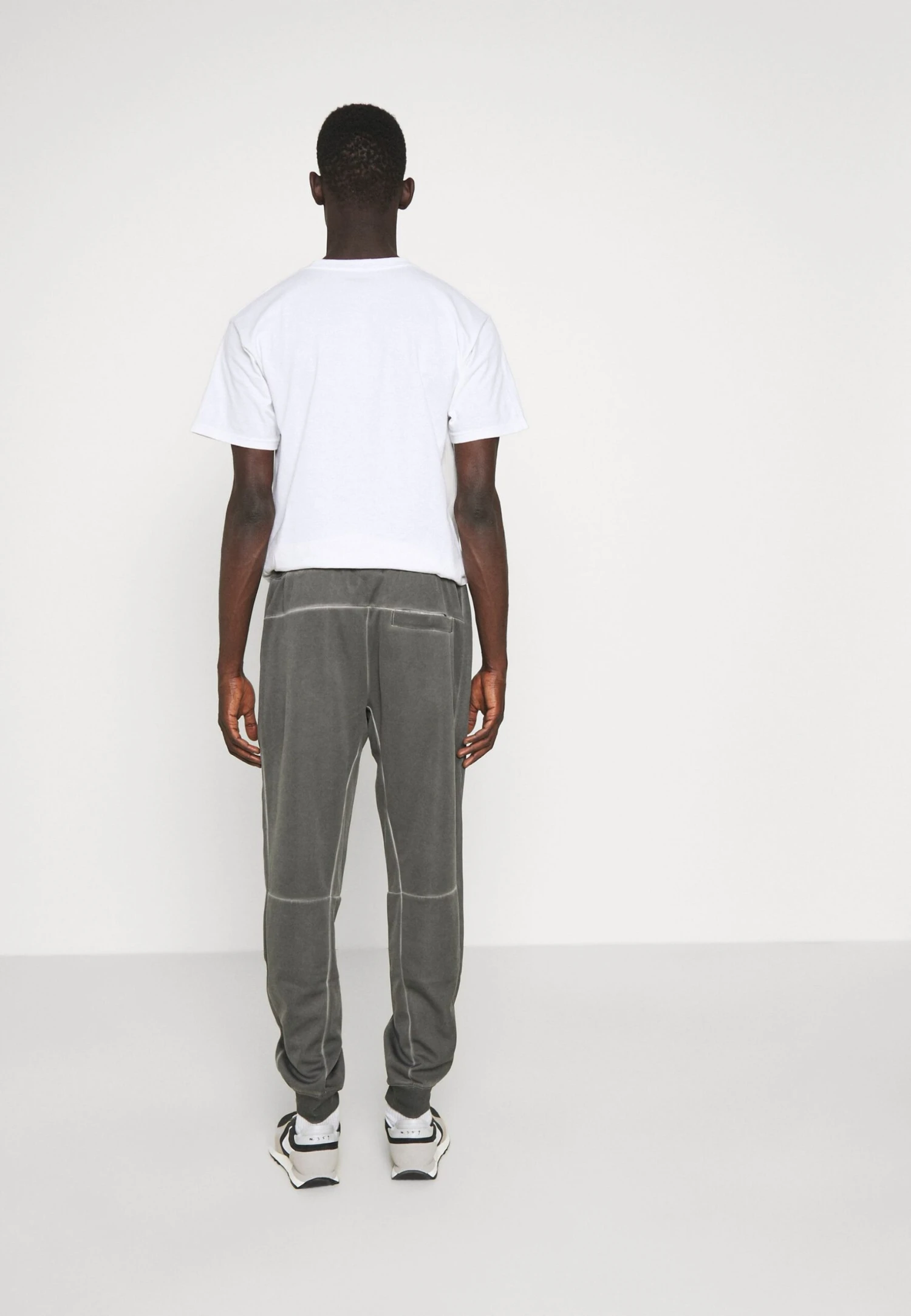 Nike Sportswear Pant Wash Revival - Trainingsbroek - Black 3 Nike Sportswear Pant Wash Revival - Trainingsbroek - Black - Afbeelding 3
