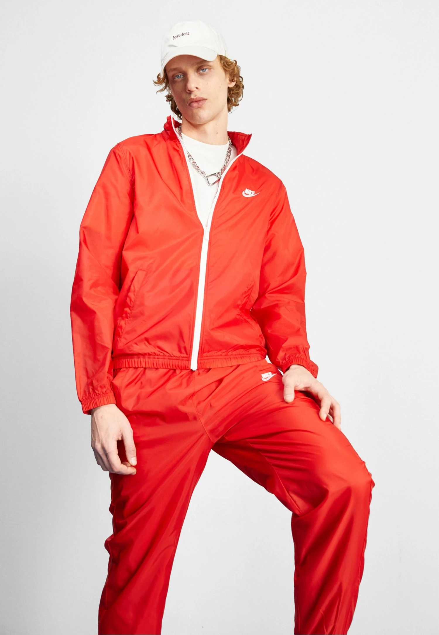 Nike Sportswear Club- Trainingspak - University Red/White 1 Nike Sportswear Club- Trainingspak - University Red/White