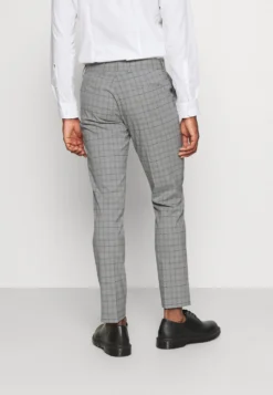 The Fashion Suit Piece Check - Kostuum - Grey -Selected Homme Shop 3d5db08919154d52b8c14bd58e431dec scaled