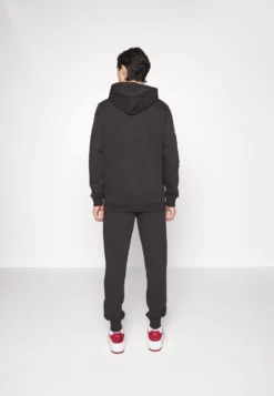 Puma Bmw Mms - Trainingsbroek - Black -Selected Homme Shop 3e79c0c9b14d48c288c21d31b70056e1 scaled