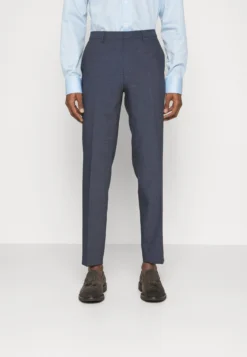 Hugo Hesten - Kostuum - Dark Blue 15 Hugo Hesten - Kostuum - Dark Blue -Selected Homme Shop 446a16b61c65417ba61a49f7f6eb5e5c scaled