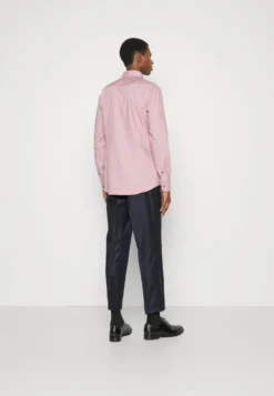 Boss H-Hank - Zakelijk Overhemd - Light/Pastel Pink 8 Boss H-Hank - Zakelijk Overhemd - Light/Pastel Pink -Selected Homme Shop 4530e8896b0b4d3d996f808aef3f2503 scaled