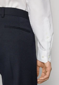 The Fashion Tux Shawl Collar - Kostuum - Navy 17 The Fashion Tux Shawl Collar - Kostuum - Navy -Selected Homme Shop 4ad167734399413d811b0bfdd906b57f scaled