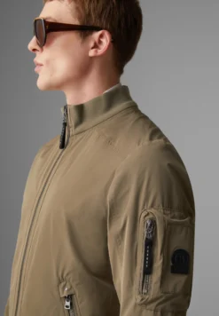 Bogner Jacob - Trainingsvest - Khaki 13 Bogner Jacob - Trainingsvest - Khaki -Selected Homme Shop 51b82c757a124c97b38b0574da9b430a