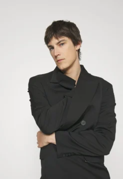 Han Kjøbenhavn Boxy Suit - Blazer - Black 9 Han Kjøbenhavn Boxy Suit - Blazer - Black -Selected Homme Shop 51e455fd24244b50b8488503a0eff5b1 scaled