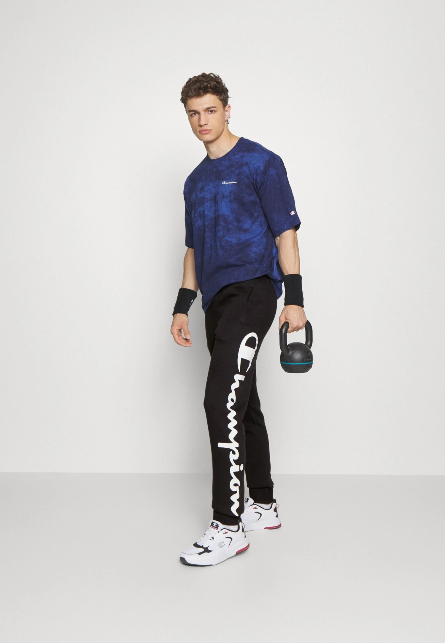 Champion Classic Cuff Pants Maxi Logo - Trainingsbroek - Black 2 Champion Classic Cuff Pants Maxi Logo - Trainingsbroek - Black - Afbeelding 2