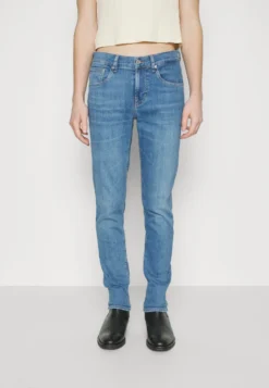 7 For All Mankind Jeans Tapered Fit - Light Blue