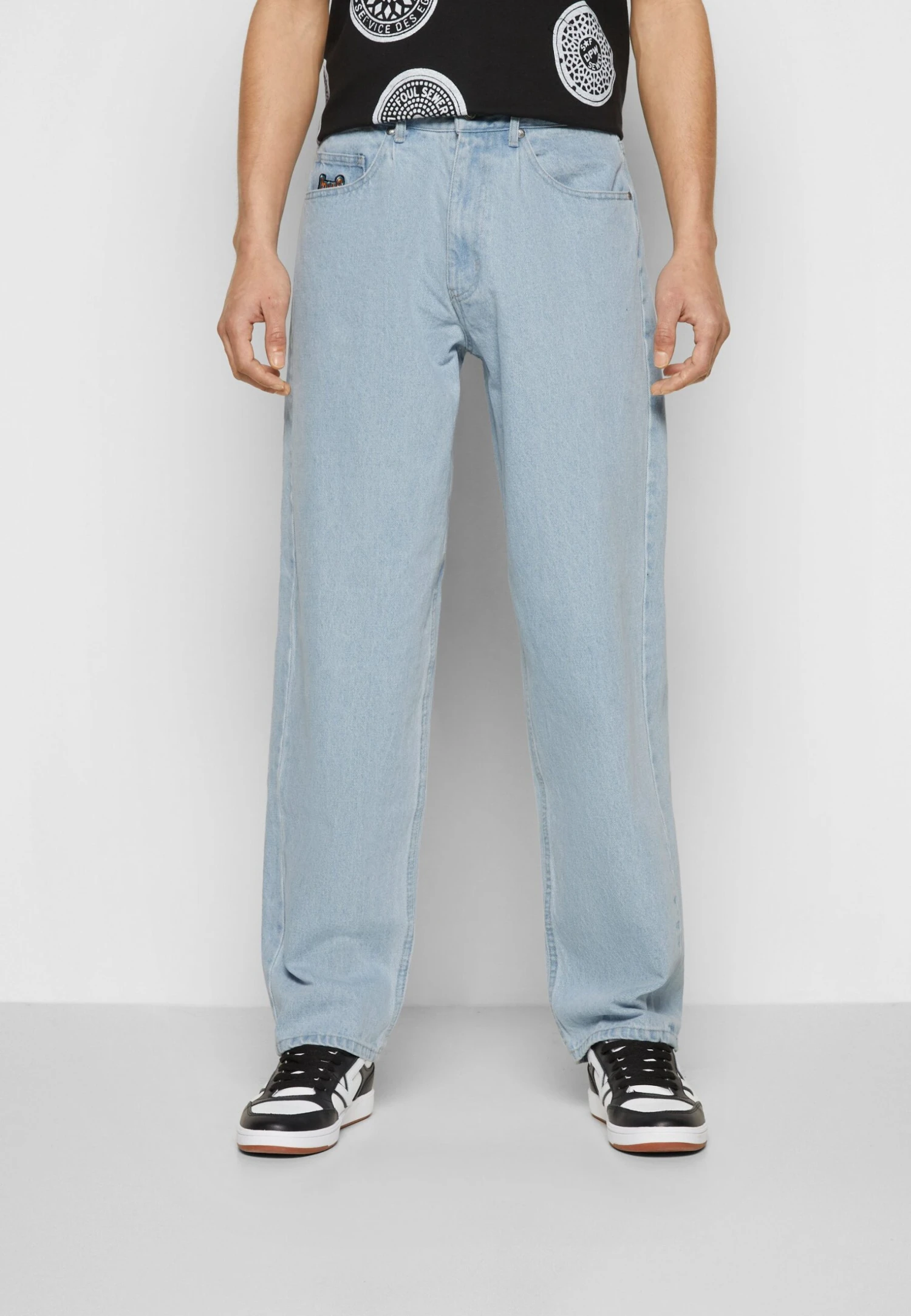 HUF Cromer Signature Pant - Relaxed Fit Jeans - Light Blue 3 HUF Cromer Signature Pant - Relaxed Fit Jeans - Light Blue - Afbeelding 3