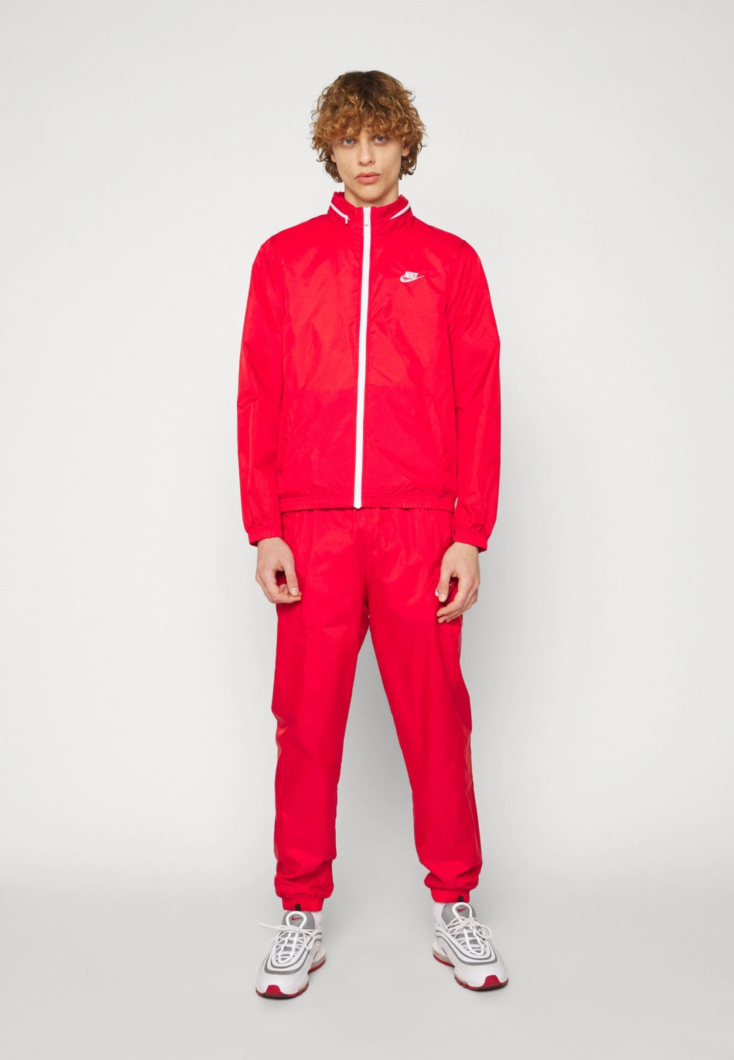Nike Sportswear Club- Trainingspak - University Red/White 3 Nike Sportswear Club- Trainingspak - University Red/White - Afbeelding 3