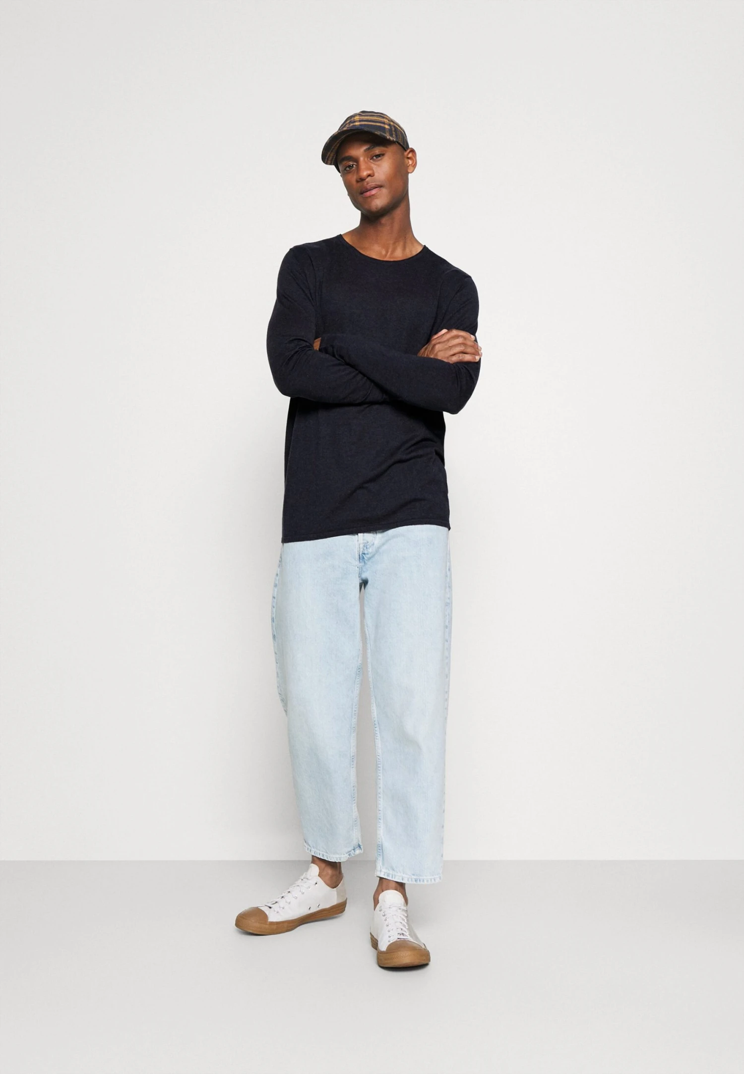 Selected Homme Rome LsCrew Neck B Noos - Trui - Dark Sapphire 2 Selected Homme Rome LsCrew Neck B Noos - Trui - Dark Sapphire - Afbeelding 2