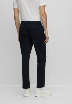 Boss Huge 2 Pcs Set - Kostuum - Dark Blue Four 12 Boss Huge 2 Pcs Set - Kostuum - Dark Blue Four -Selected Homme Shop 80631c53a9ac46729bd304fea270cdf2 scaled