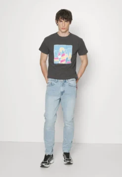 Only & Sons Onsav Lifei Carrot- Slim Fit Jeans - Light Blue 9 Only & Sons Onsav Lifei Carrot- Slim Fit Jeans - Light Blue -Selected Homme Shop 80764bca542b48fd833fa488fbe8985d scaled