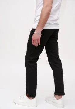 Thomas Comfort - Slim Fit Jeans - Schwarz 9 Thomas Comfort - Slim Fit Jeans - Schwarz -Selected Homme Shop 81b8ccb9c82c4e84a9154e00ee530d72 scaled