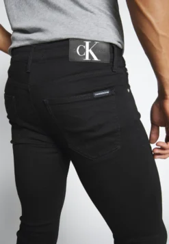 Calvin Klein Jeans Super Skinny - Jeans Skinny Fit - Black 13 Calvin Klein Jeans Super Skinny - Jeans Skinny Fit - Black -Selected Homme Shop 826554fdd8204b89a591d8c6ef818803 scaled