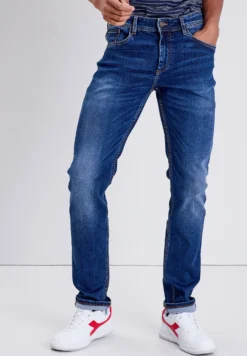 Straight Leg Jeans - Denim Stone 8 Straight Leg Jeans - Denim Stone -Selected Homme Shop 89e51821ddc4426dace09ee5a8063682
