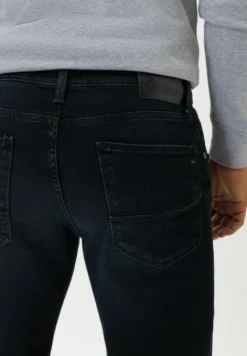 BRAX Style Cadiz - Straight Leg Jeans - Raw Blue Used -Selected Homme Shop 9d01cf3fbfdf4cd88855b6da1fe35434