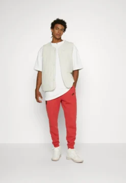 Nike Sportswear Trainingsbroek - Red/Black 11 Nike Sportswear Trainingsbroek - Red/Black -Selected Homme Shop a07291f22dd645c1898366ce5a01aff9 scaled