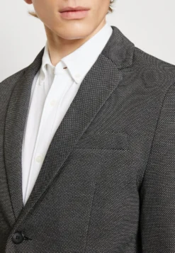 BRAVE SOUL Simon - Blazer - Black 11 BRAVE SOUL Simon - Blazer - Black -Selected Homme Shop a3c2e91529a6473ba9dcd7f8c465c177 scaled