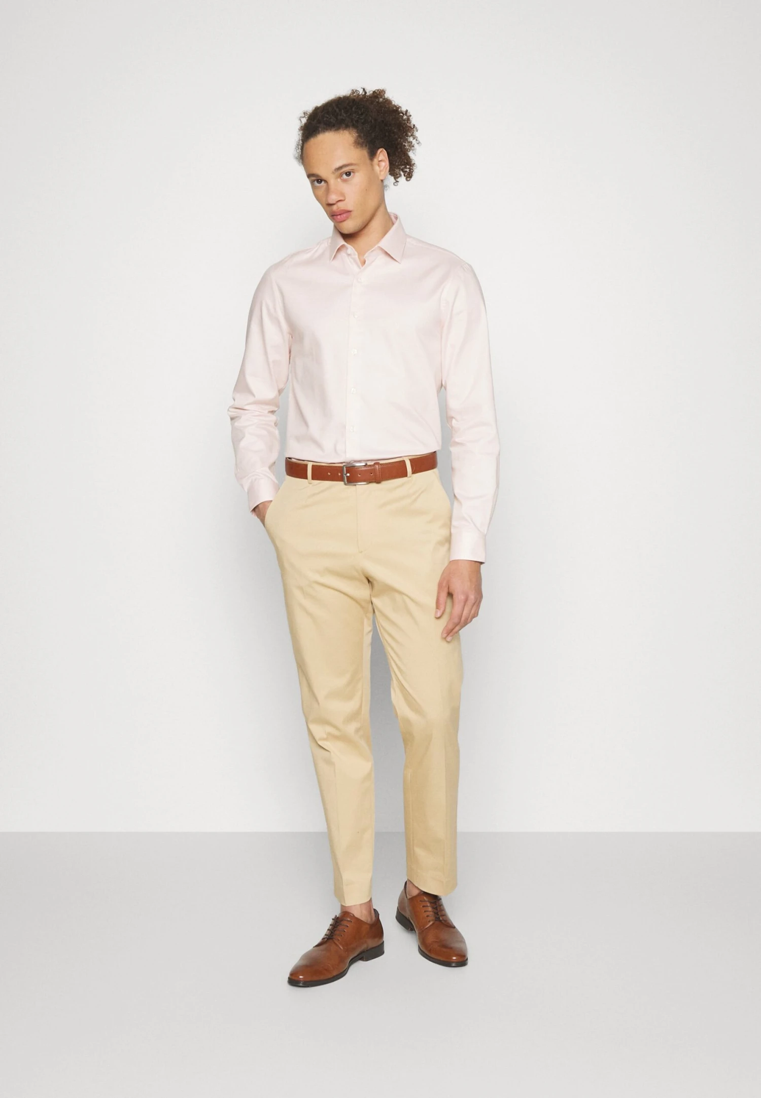 Twill Easy Care Fitted Shirt - Zakelijk Overhemd - Pink Bloom 2 Twill Easy Care Fitted Shirt - Zakelijk Overhemd - Pink Bloom - Afbeelding 2