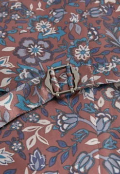 Next Nova Fides Herringbone - Gilet - Taupe Brown -Selected Homme Shop ae21fad374134abba06f46ee63ea5150 scaled