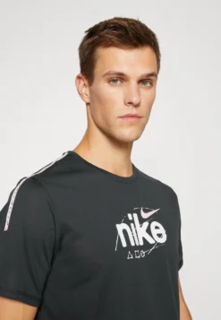 Nike Performance Elite Pant - Trainingsbroek - Black/(Reflective Silv) 9 Nike Performance Elite Pant - Trainingsbroek - Black/(Reflective Silv) -Selected Homme Shop b5b01ceb625c4c3791abfc8faac15e8e scaled