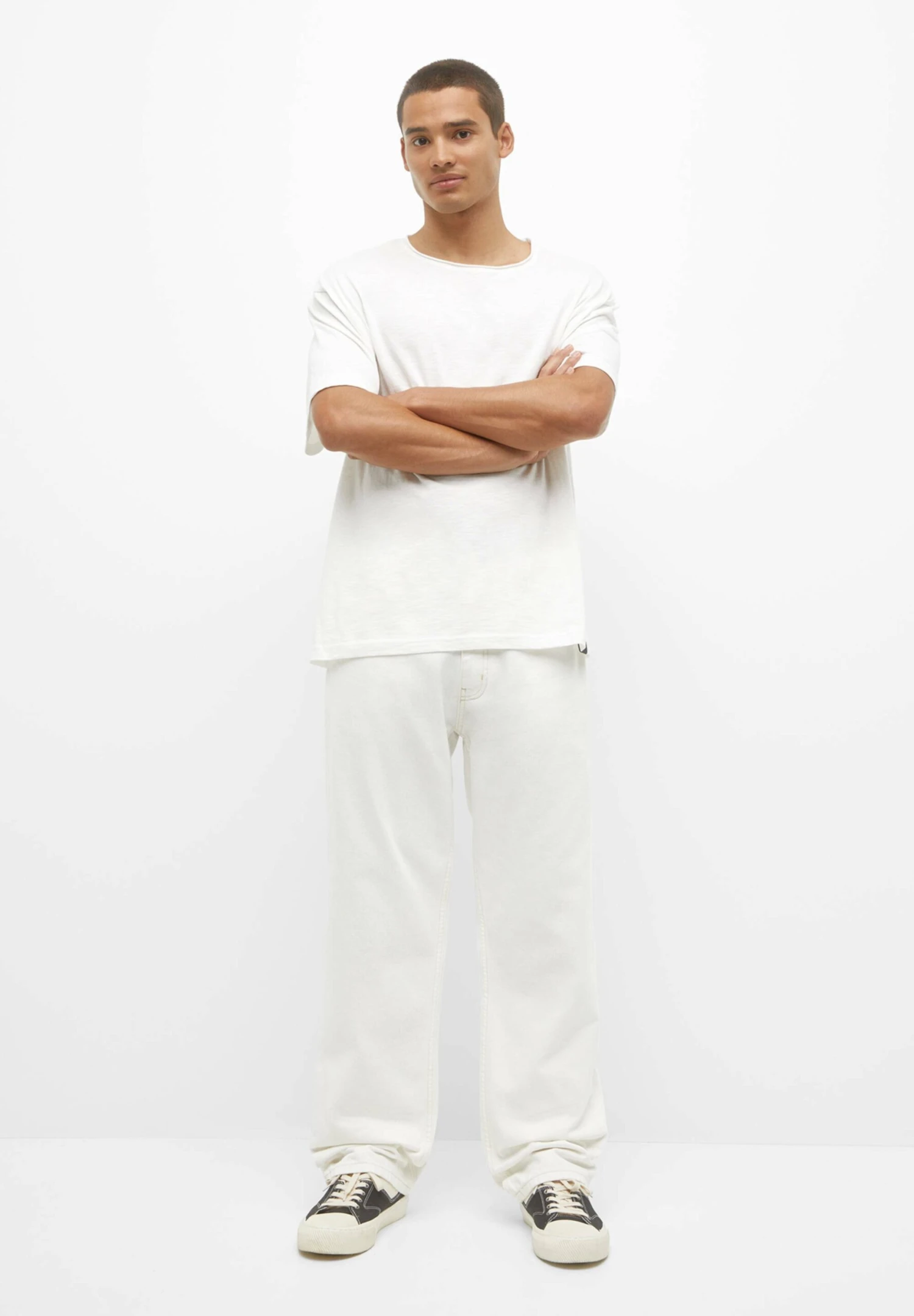 PULL & BEAR Wide Leg- Relaxed Fit Jeans - White 2 PULL & BEAR Wide Leg- Relaxed Fit Jeans - White - Afbeelding 2