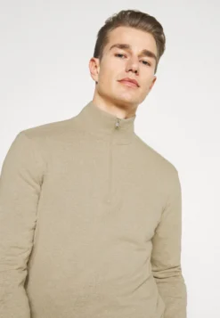 Selected Homme Slhberg Half Zip B Noos - Trui - Kelp Melange 10 Selected Homme Slhberg Half Zip B Noos - Trui - Kelp Melange -Selected Homme Shop b91897f8c2ef4dd7b289ee8d64ead0f8 scaled