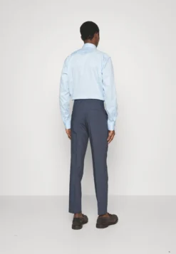 Hugo Hesten - Kostuum - Dark Blue 16 Hugo Hesten - Kostuum - Dark Blue -Selected Homme Shop c80da8576efe4064b47fa4eee8905b95 scaled