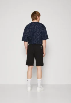 Sean John Script Logo - Shorts - Black 8 Sean John Script Logo - Shorts - Black -Selected Homme Shop d35fdbebf36f416db9016cb126fa42a4 scaled