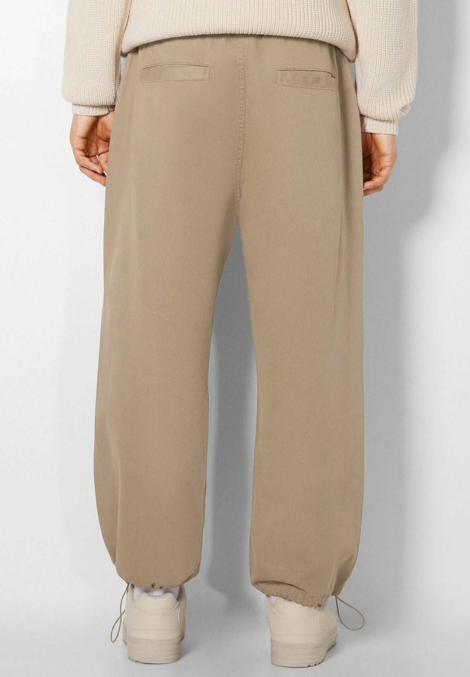 BERSHKA Parachute - Trainingsbroek - Camel 2 BERSHKA Parachute - Trainingsbroek - Camel - Afbeelding 2
