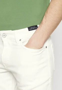 Joop Jeans Mitch - Straight Leg Jeans - White 9 Joop Jeans Mitch - Straight Leg Jeans - White -Selected Homme Shop d9371bcd6ed54595bb9cea8480676fb1 scaled