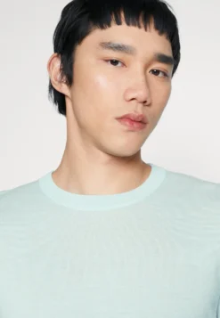 Filippa K Merino - Trui - Aqua -Selected Homme Shop f251185ede2148fd9f1009f6d29fd9c6 scaled