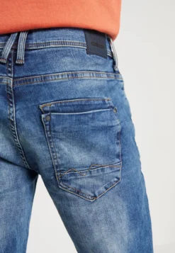 Blend Bhblizzard Fit - Straight Leg Jeans - Denim Middle Blue 11 Blend Bhblizzard Fit - Straight Leg Jeans - Denim Middle Blue -Selected Homme Shop f25c21f231cd4a438b26a6d67d716c56 scaled